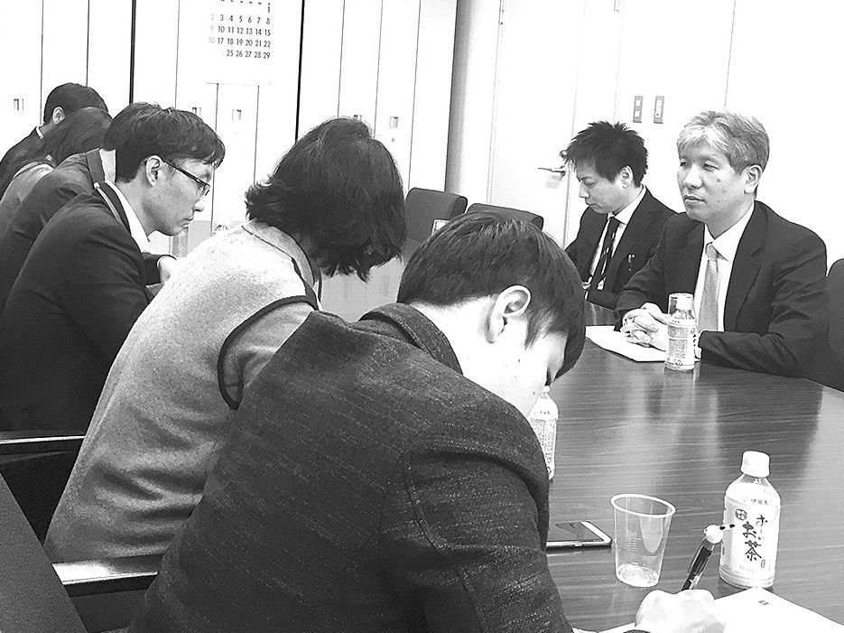 韓国企画財政部協同組合課パク課長　厚労省宇野勤労者生活課長を訪問