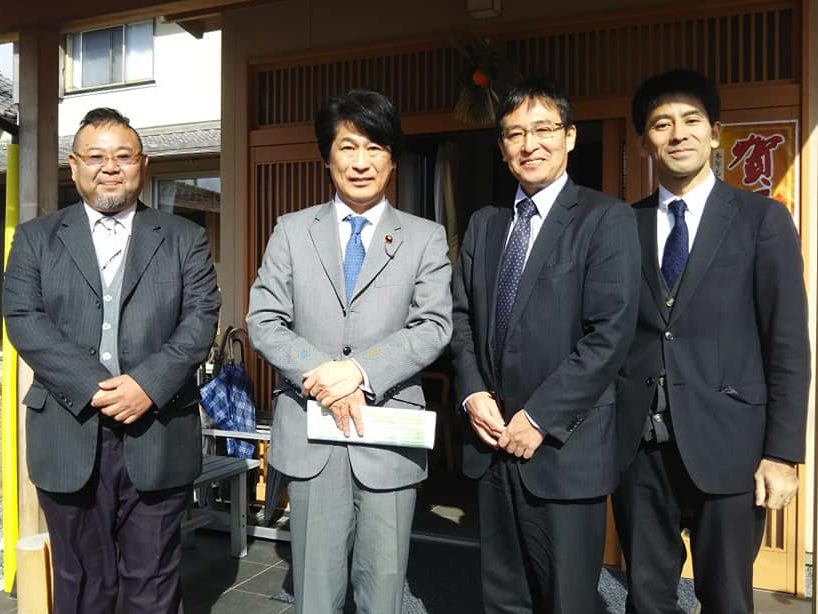 与党法制化ワーキングチーム座長　田村衆院議員 三重労協グループを視察