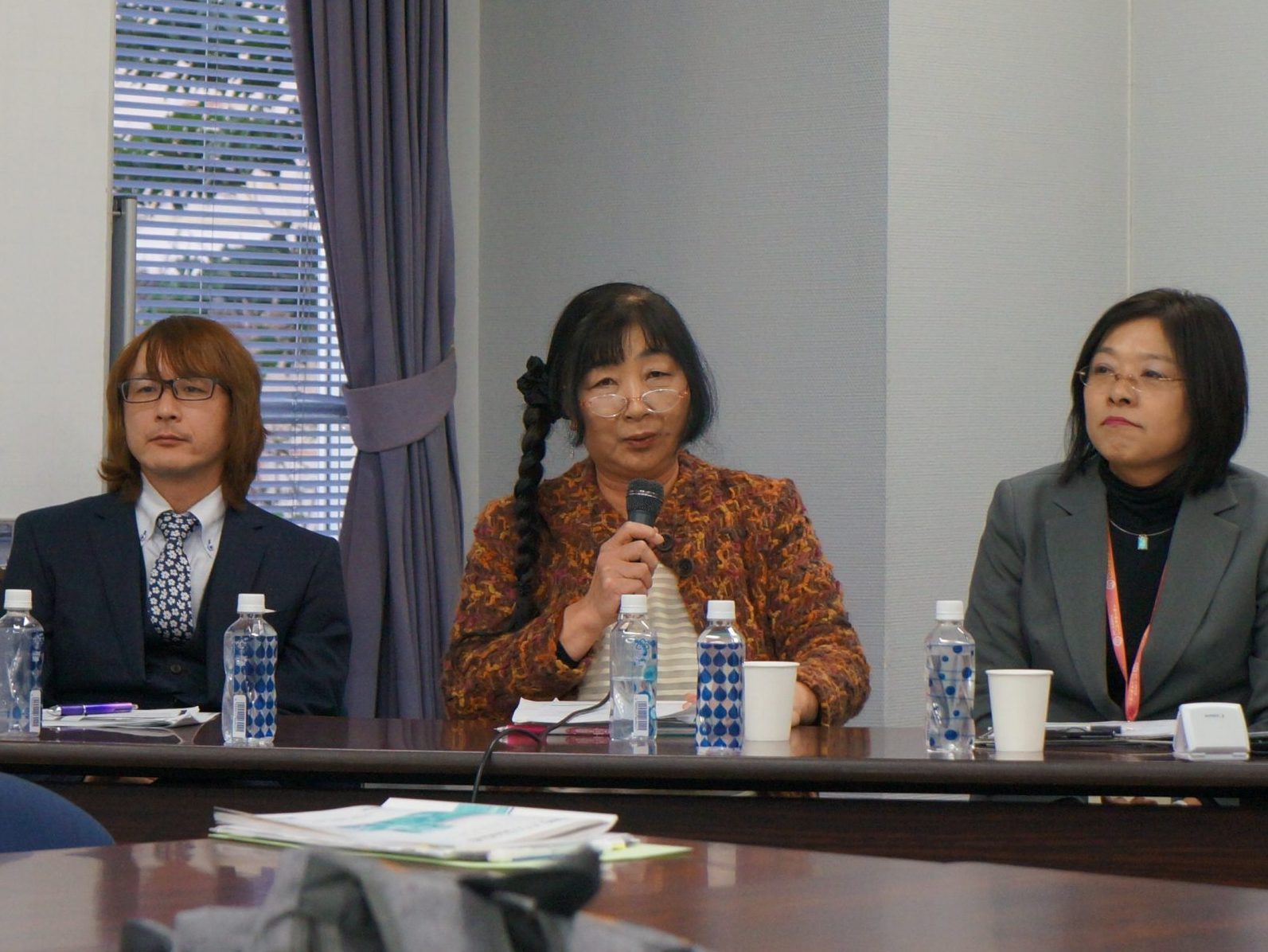東京・明治大　ワーカーズ、協同総研 「中間的就労と協同労働」研究会が報告会　困難にある人びとと共に働く実態調査