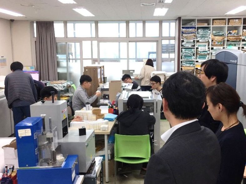 韓国現場視察報告②　障害がある220人が働く社会的企業「ＢＥＡＲ．ＢＥＴＴＥＲ．」 （印刷・製菓・焙煎・生花）
