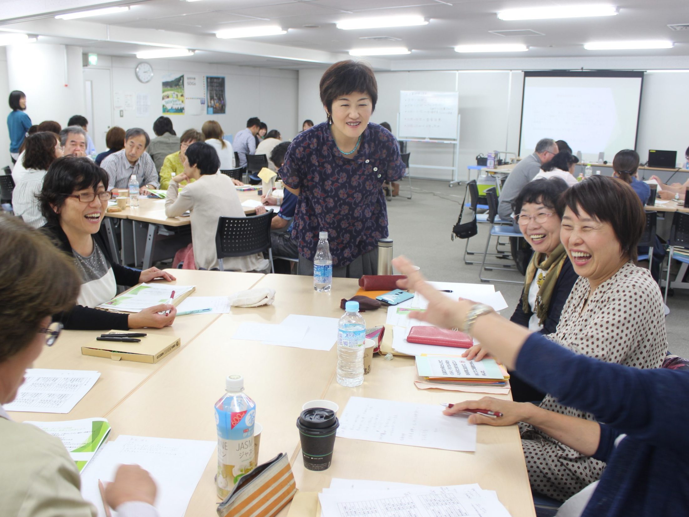共生ケアPJ会議で　聞き書きかるた作り　人生を深く知り合うことを通じて本当の願いが見えてくる