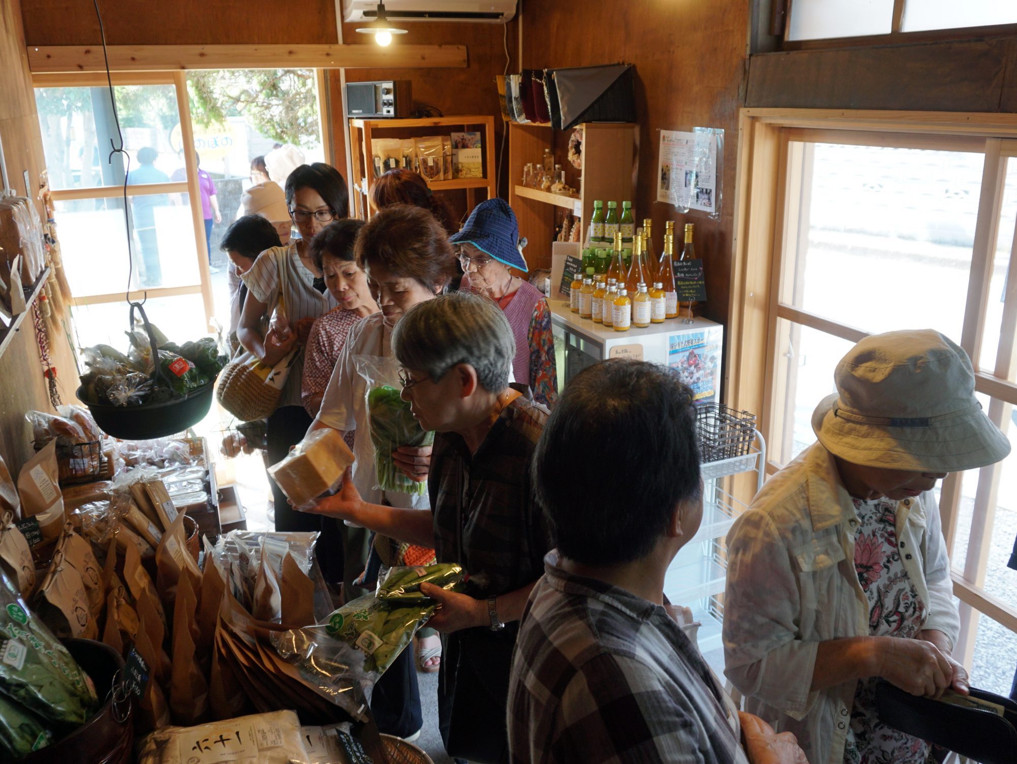 鹿児島県霧島市　ほのぼのファーム オープン　安心安全な食をとどけたい 直売所を就労継続支援B型で