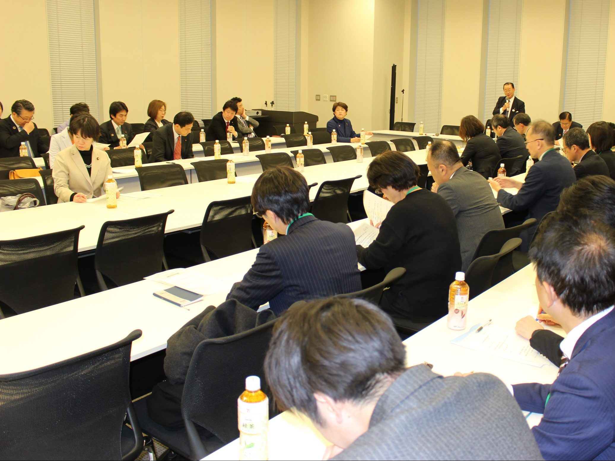 協同組合振興研究議員連盟が総会　労働者協同組合法案（仮称）　各党の党内議論へ　今通常国会に共同提案、成立期す