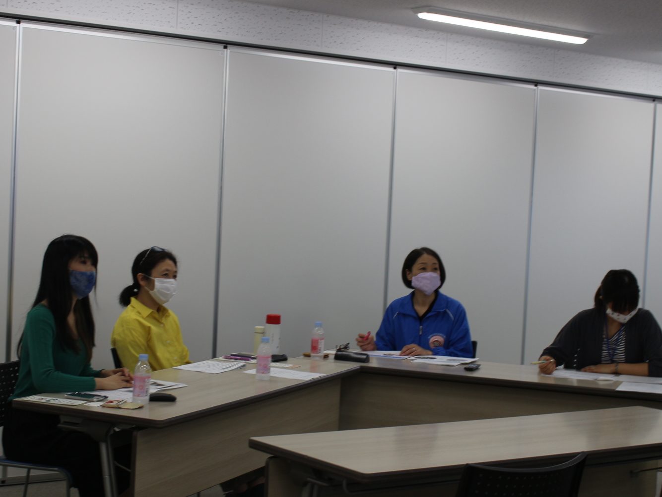 豊島区委託　子ども若者相談アシスとしま　頼れる地域へ「ここにいるよ」会議