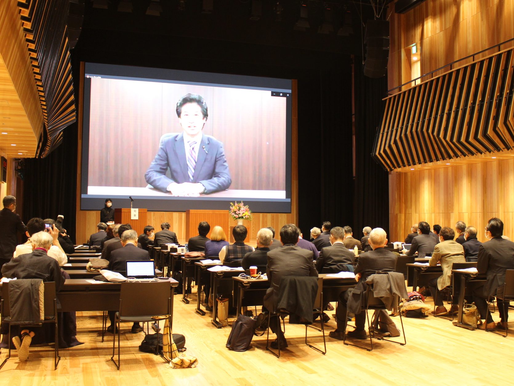 社会変える労協法成立記念フォーラム　　田村厚労大臣、飯泉全国知事会会長、神津中央労福協会長、グアルコＩＣＡ会長らあいさつ