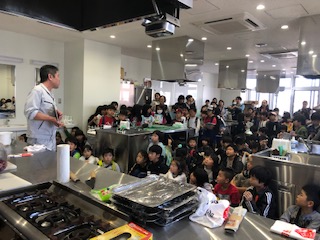 宮城　塩竈杜とうみ　お魚文化祭　港町塩竈の魅力伝え魚食を推進 市水産課と共催　ワークショップも