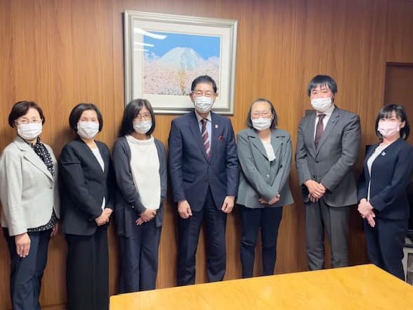 ワーカーズコープ東京東部事業本部　服部台東区長と懇談