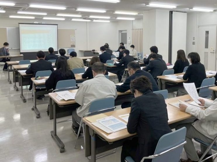 宮城　 気仙沼市職員向け「労協法」勉強会 　「どう活かす」　10課から25人参加
