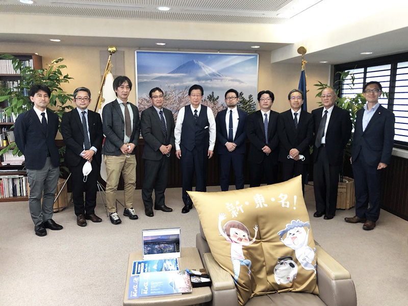 労協法施行に向け　各地で自治体首長懇談