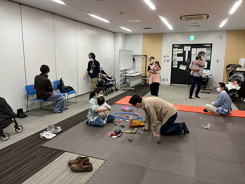大田　東京南部事業本部　子育て広場で相談室と絵本講座　親に寄り添い悩み聞く