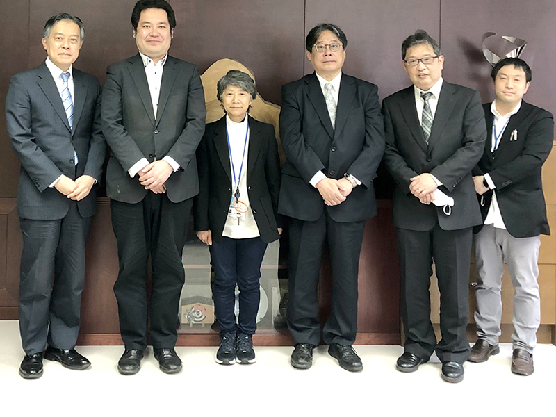労協法の活用を　新宿区（東京）、西桂町（山梨)で首長懇談　新宿・吉住区長「区の『民間提案制度』に通じる」　コロナ禍での対応に感謝も