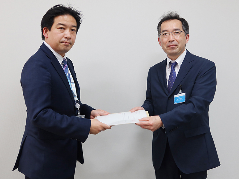 センター事業団　東京都に法人登記届出
