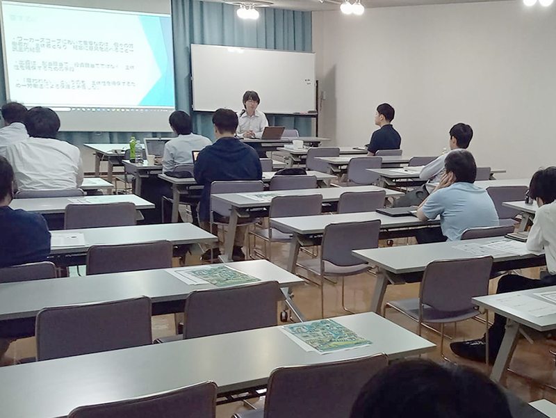 司法修習生フォーラムで「協同労働」分科会　労協連専務理事田嶋さん、センター顧問弁護士久保木さんが講演