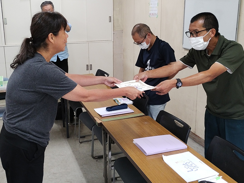 神奈川　センター事業団　横浜中部地域福祉事業所　建物総合管理　横浜・寿町で初開催「いきいき清掃講座」　修了生は10月から現場の担い手に