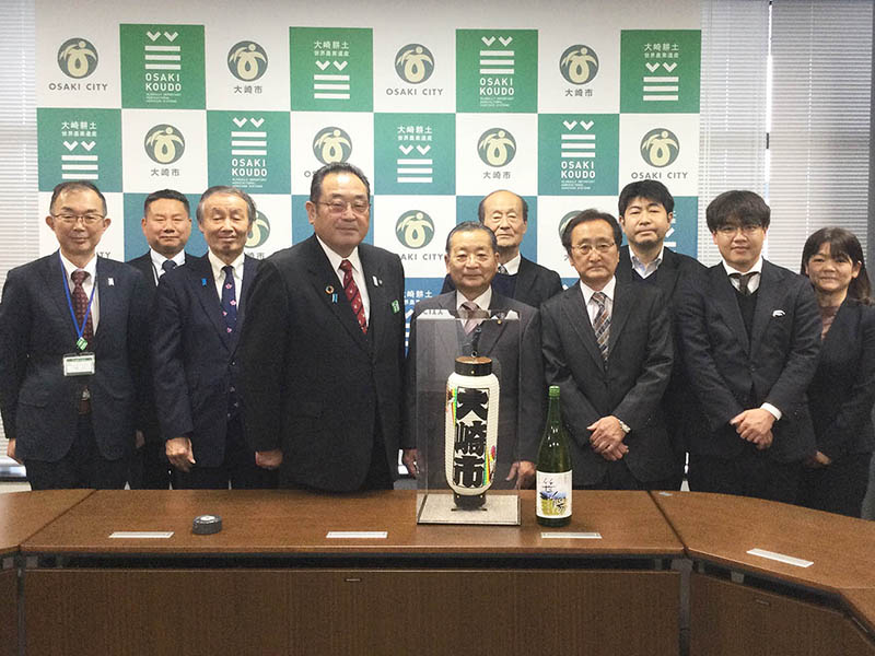 江戸提灯　新庁舎落成のお祝いに　宮城県大崎市に社連機構が寄贈