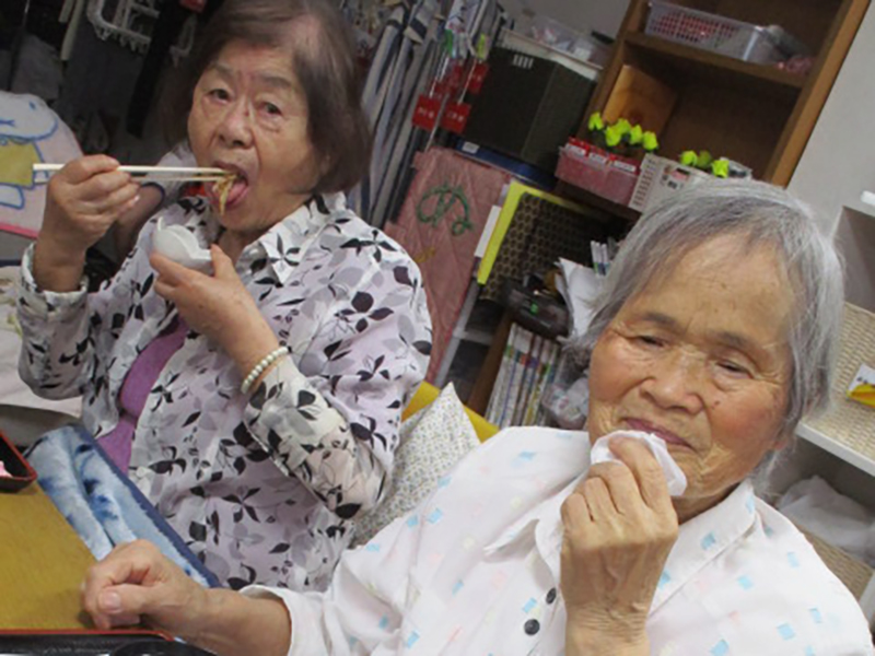 千葉　「お食事会」で外食気分習志野ぬくもり　やっぱりお寿司が最高です！