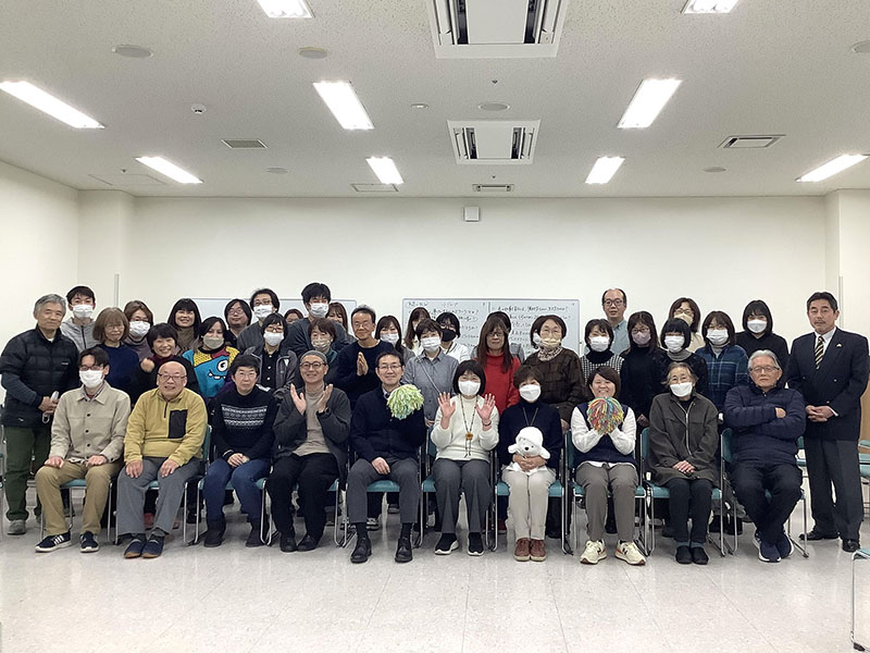 センター滋賀　よい仕事集会で　「哲学対話」　「成長とは」「頑張れる職場とは」