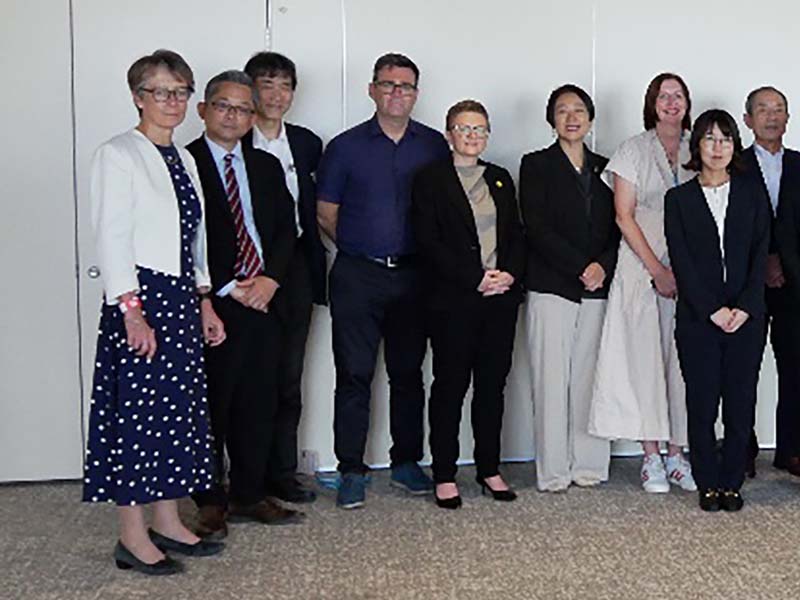 世界と響き合う　協同の実践　大阪　日英協同組合円卓会議　ワーカーズからは若手が参加　マンチェスター市長 「君たちは協同組合の未来」